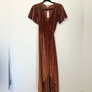 Baltic Born size medium andi maxi dress ribbed velvet maxi dress wedding guest